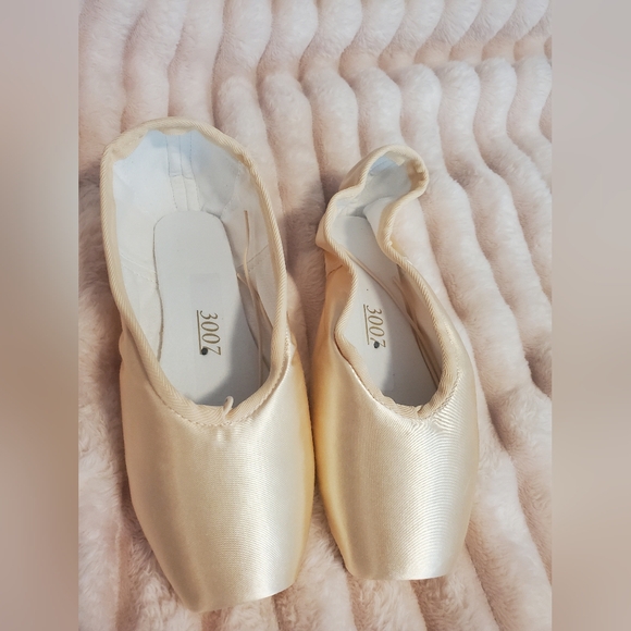 No longer available - Picture 5 of 8